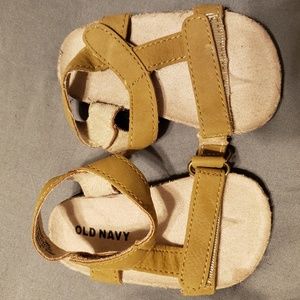 Old Navy sandals 6-12 months